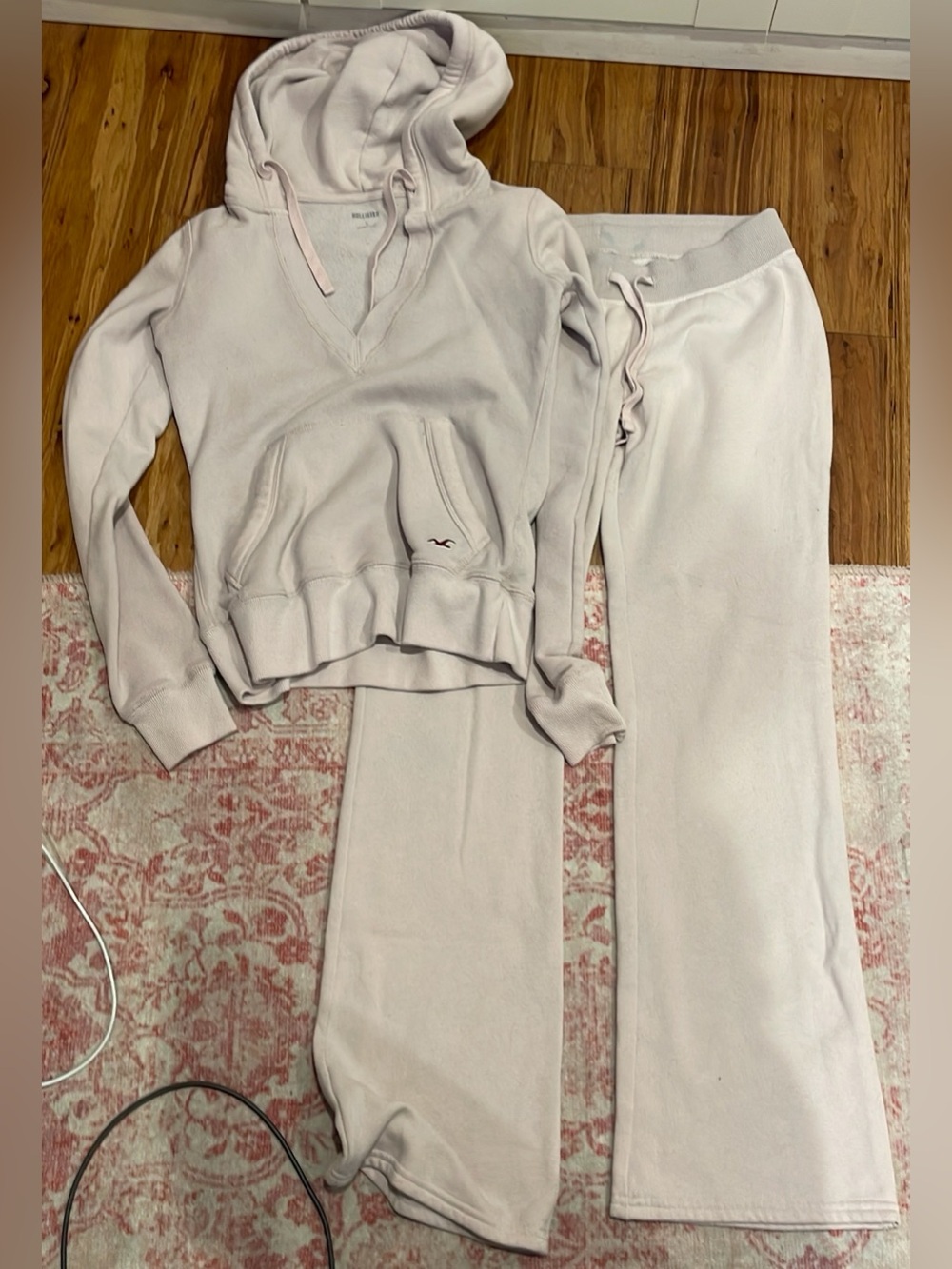 Hollister Light Lavender Pullover Hoodie & Drawstring Lounge Pants Set